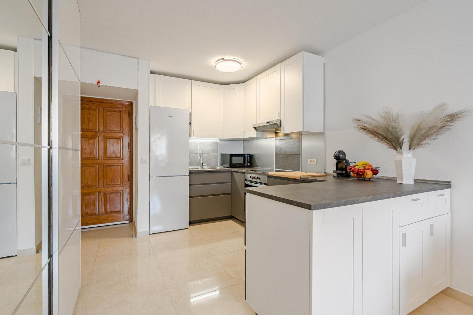 Verodal 2 Bedroom Apartment In Los Cristianos Arona  Eksteriør billede